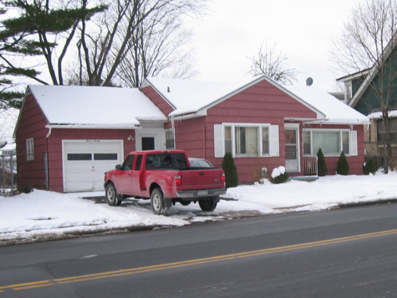 1120 Colvin